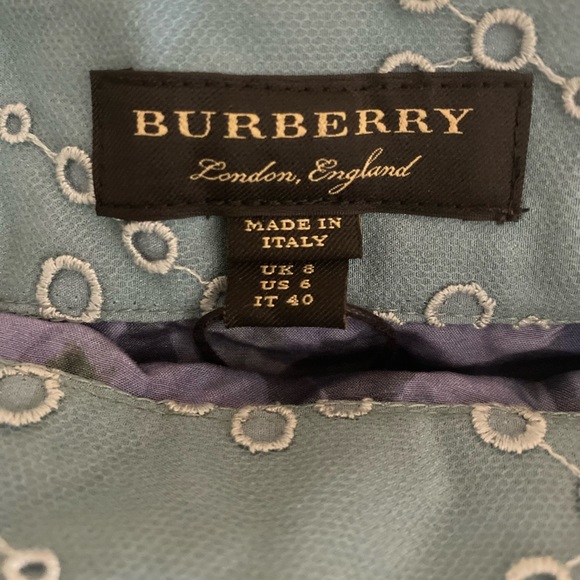 NWT Burberry Watercolor Rose Print and Lace Skirt - Picture 5 of 13
